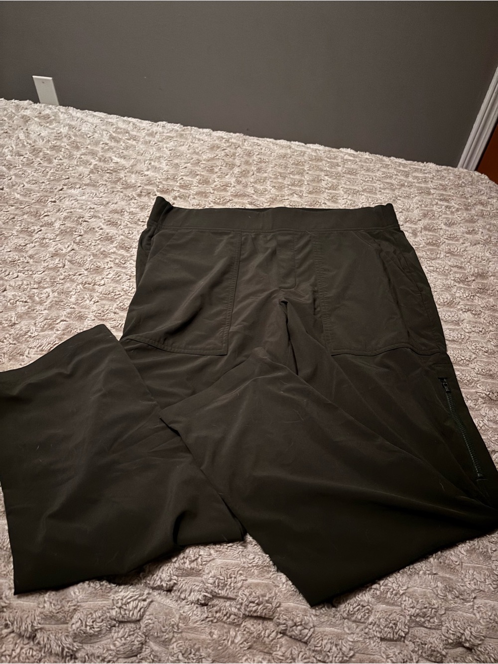 Athleta Brooklyn Pants in Dark Green